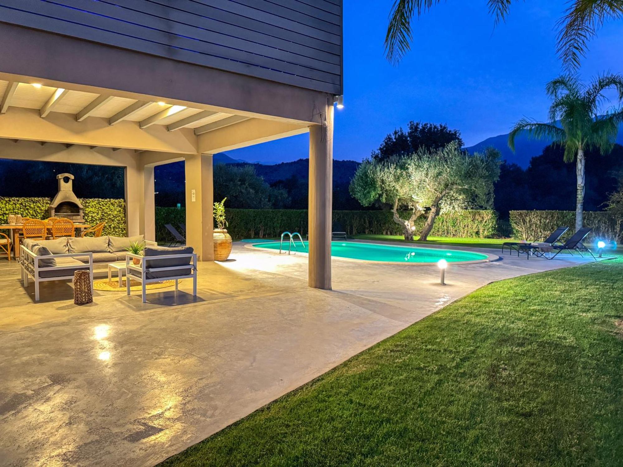 Villa Felenia Vryses Exteriör bild