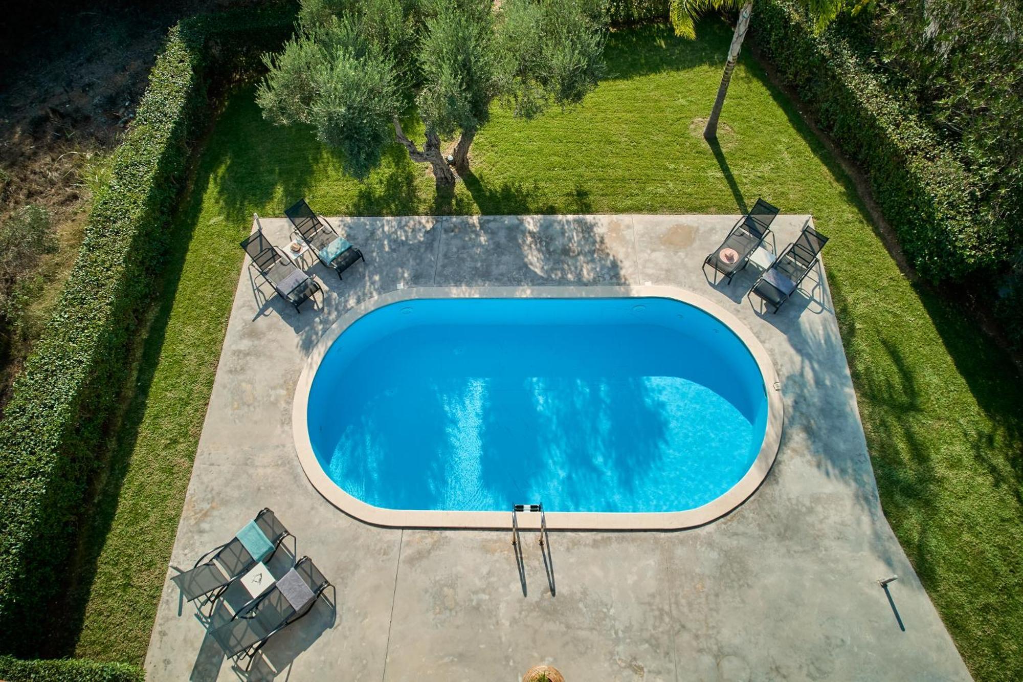 Villa Felenia Vryses Exteriör bild